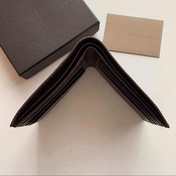 [BNIB] Bottega Veneta leather bifold men’s wallet - Picture 7 of 10